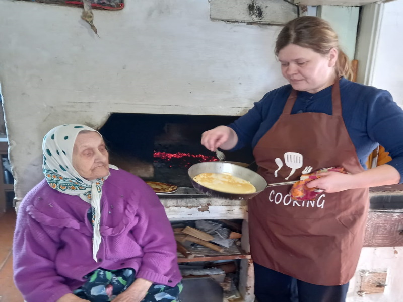 Главное угощение на Масленицу - блины